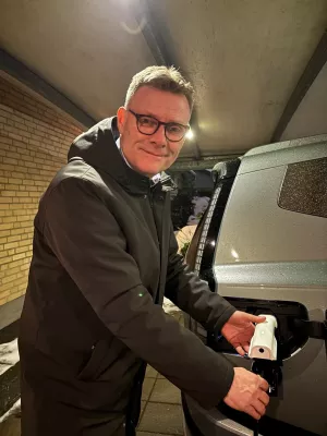 Elbilens batteri kan fungere som powerbank i en krisesituation